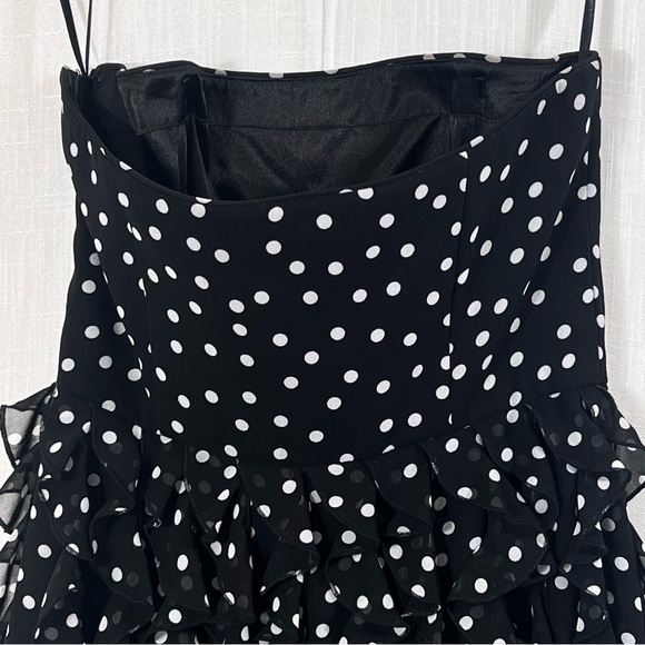 White House Black Market Polka Dot Ruffle Tiered Strapless Dress Size 10 - Picture 10 of 13